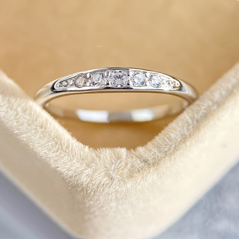 White gold ring with micro-pavé cubic zirconia