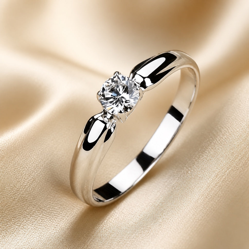 Minimalist white gold and zirconia ring