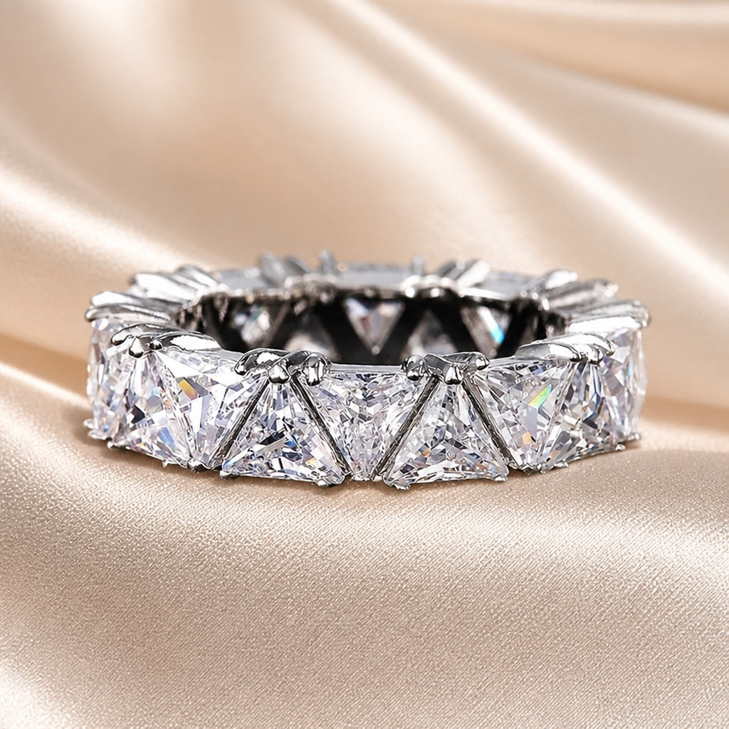 White gold-plated triangular zirconia ring