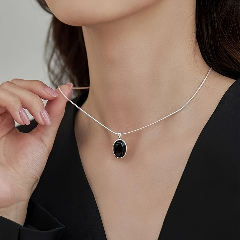 Refined Oval White Gold Pendant Necklace