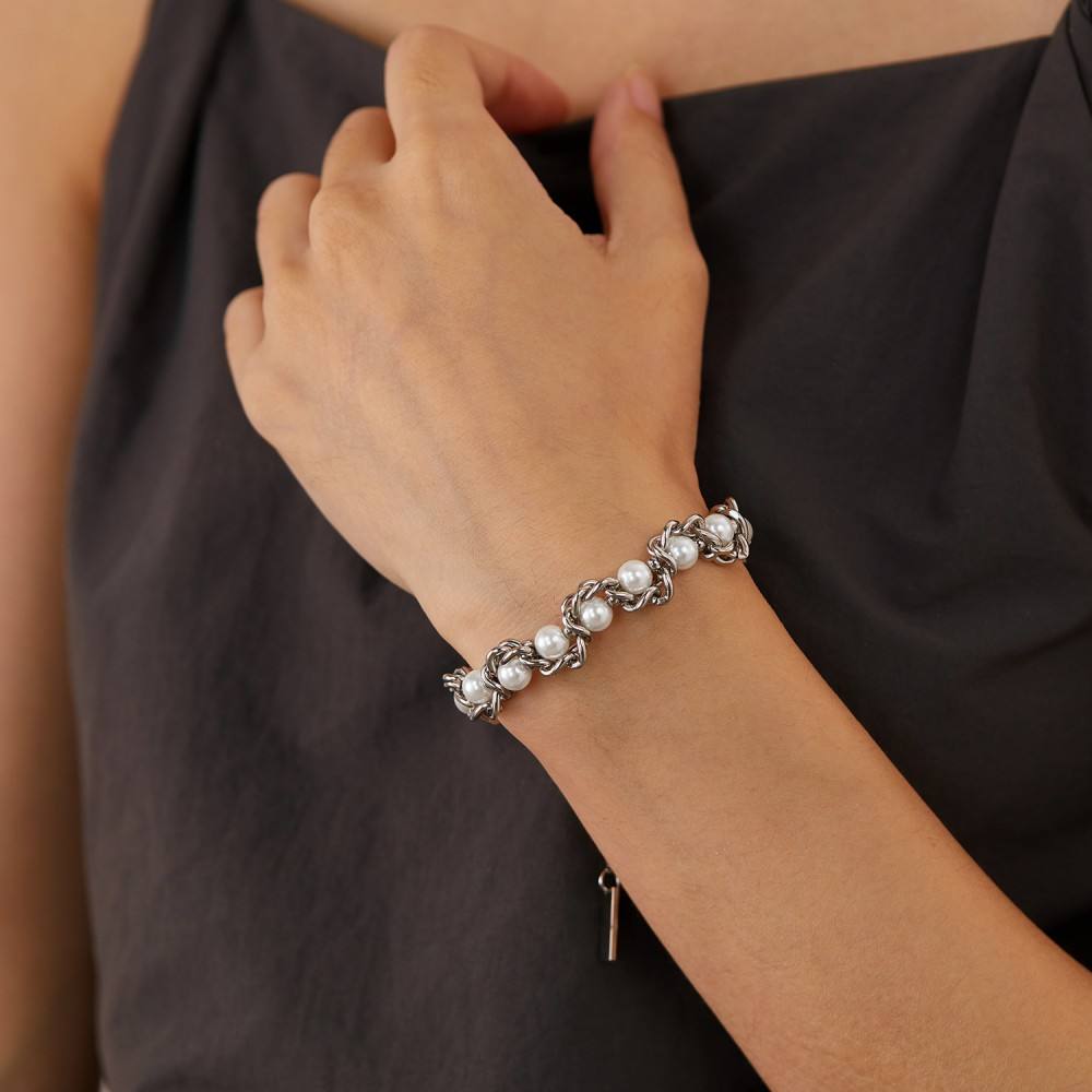Ren-Pearl Wrapped Bracelet