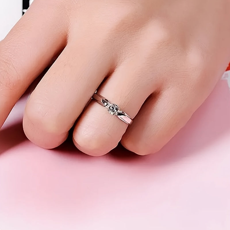 Minimalist white gold and zirconia ring